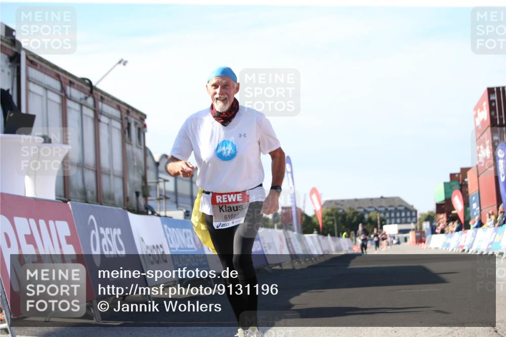03.10.2025 - Köhlbrandbrückenlauf Jannik Wohlers http://msf.ph/oto/9131196 03.10.2025 13:49:26 Ziel 5736, 6102 meine-sportfotos.de