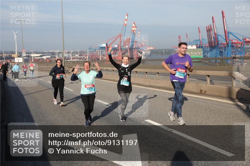 03.10.2025 - Köhlbrandbrückenlauf Yannick Fuchs http://msf.ph/oto/9131197 03.10.2025 09:03:22 Position 2 2927, 2928, 2988 meine-sportfotos.de