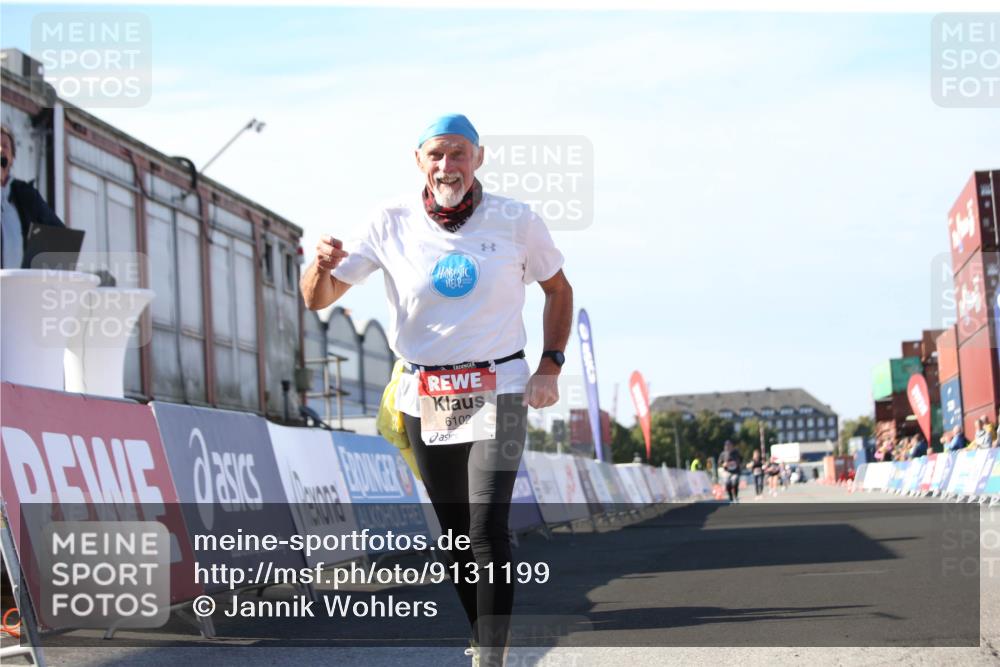 03.10.2025 - Köhlbrandbrückenlauf Jannik Wohlers http://msf.ph/oto/9131199 03.10.2025 13:49:26 Ziel 5736, 6102 meine-sportfotos.de
