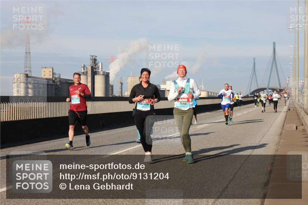 03.10.2025 - Köhlbrandbrückenlauf Lena Gebhardt http://msf.ph/oto/9131204 03.10.2025 09:49:56 Position 2 3603, 1730 meine-sportfotos.de