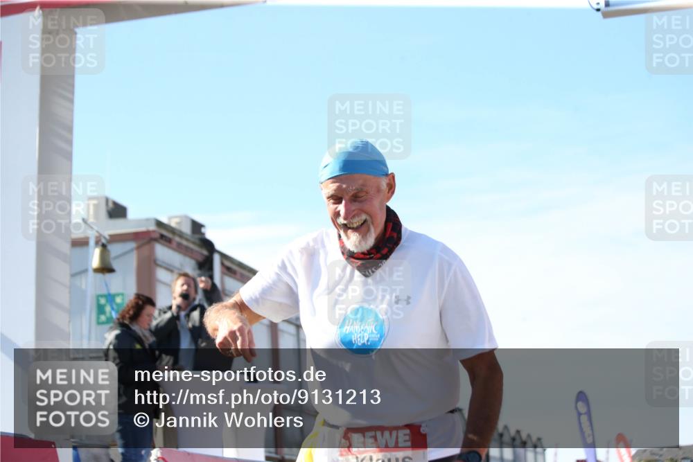 03.10.2025 - Köhlbrandbrückenlauf Jannik Wohlers http://msf.ph/oto/9131213 03.10.2025 13:49:27 Ziel 5736, 6102 meine-sportfotos.de