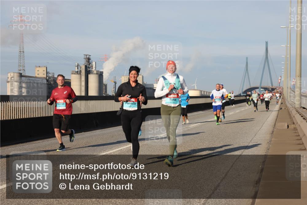 03.10.2025 - Köhlbrandbrückenlauf Lena Gebhardt http://msf.ph/oto/9131219 03.10.2025 09:49:56 Position 2 1730, 1496 meine-sportfotos.de