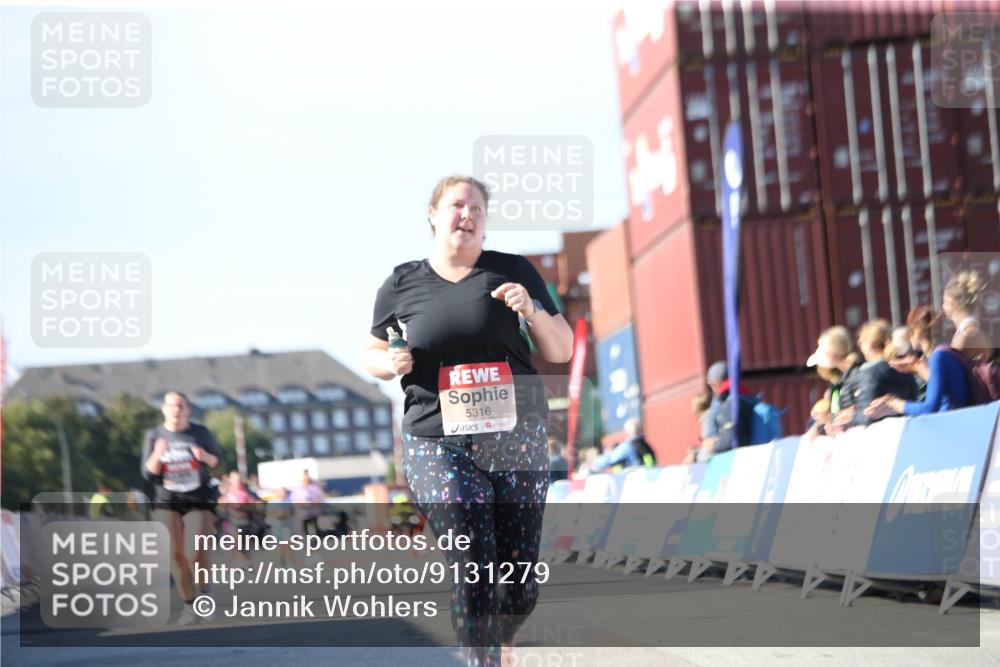 03.10.2025 - Köhlbrandbrückenlauf Jannik Wohlers http://msf.ph/oto/9131279 03.10.2025 13:49:50 Ziel 5316, 6123 meine-sportfotos.de