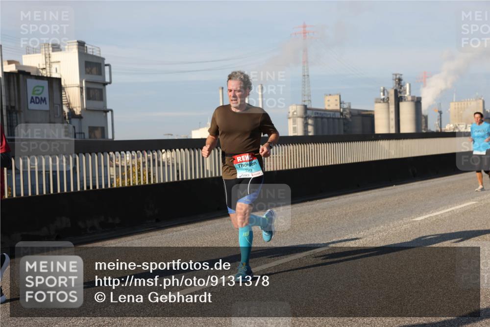 03.10.2025 - Köhlbrandbrückenlauf Lena Gebhardt http://msf.ph/oto/9131378 03.10.2025 09:49:58 Position 2 2913 meine-sportfotos.de