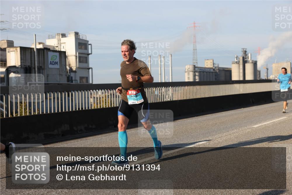 03.10.2025 - Köhlbrandbrückenlauf Lena Gebhardt http://msf.ph/oto/9131394 03.10.2025 09:49:59 Position 2 2903 meine-sportfotos.de