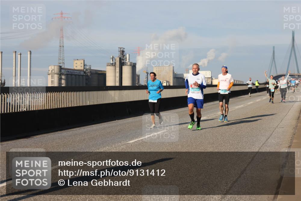 03.10.2025 - Köhlbrandbrückenlauf Lena Gebhardt http://msf.ph/oto/9131412 03.10.2025 09:49:59 Position 2 2716 meine-sportfotos.de