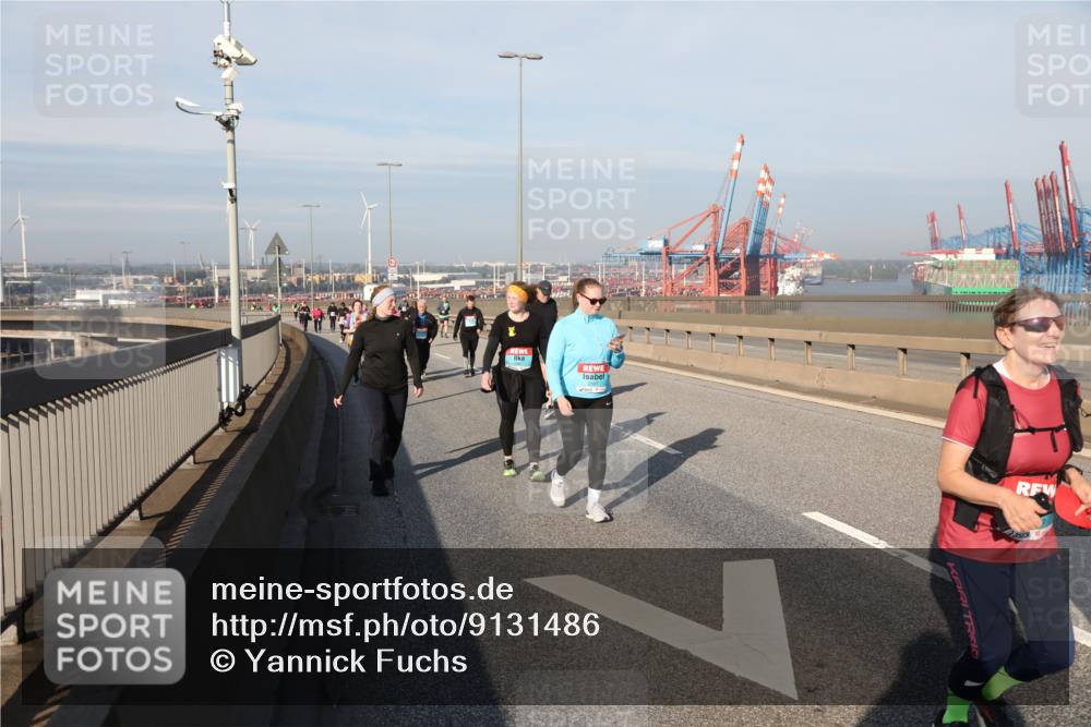 03.10.2025 - Köhlbrandbrückenlauf Yannick Fuchs http://msf.ph/oto/9131486 03.10.2025 09:03:35 Position 2  meine-sportfotos.de
