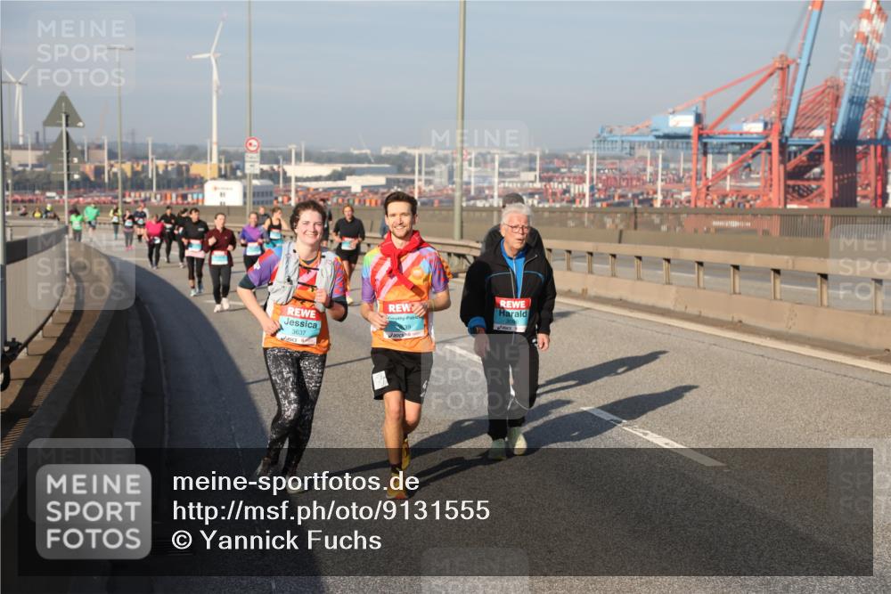 03.10.2025 - Köhlbrandbrückenlauf Yannick Fuchs http://msf.ph/oto/9131555 03.10.2025 09:03:39 Position 2 3637 meine-sportfotos.de