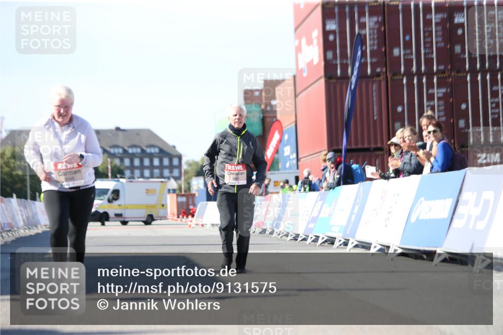 03.10.2025 - Köhlbrandbrückenlauf Jannik Wohlers http://msf.ph/oto/9131575 03.10.2025 13:50:47 Ziel 5323, 5472, 5595, 5608, 5992 meine-sportfotos.de