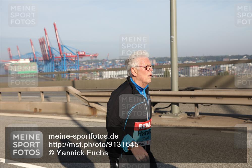 03.10.2025 - Köhlbrandbrückenlauf Yannick Fuchs http://msf.ph/oto/9131645 03.10.2025 09:03:43 Position 2 3096 meine-sportfotos.de