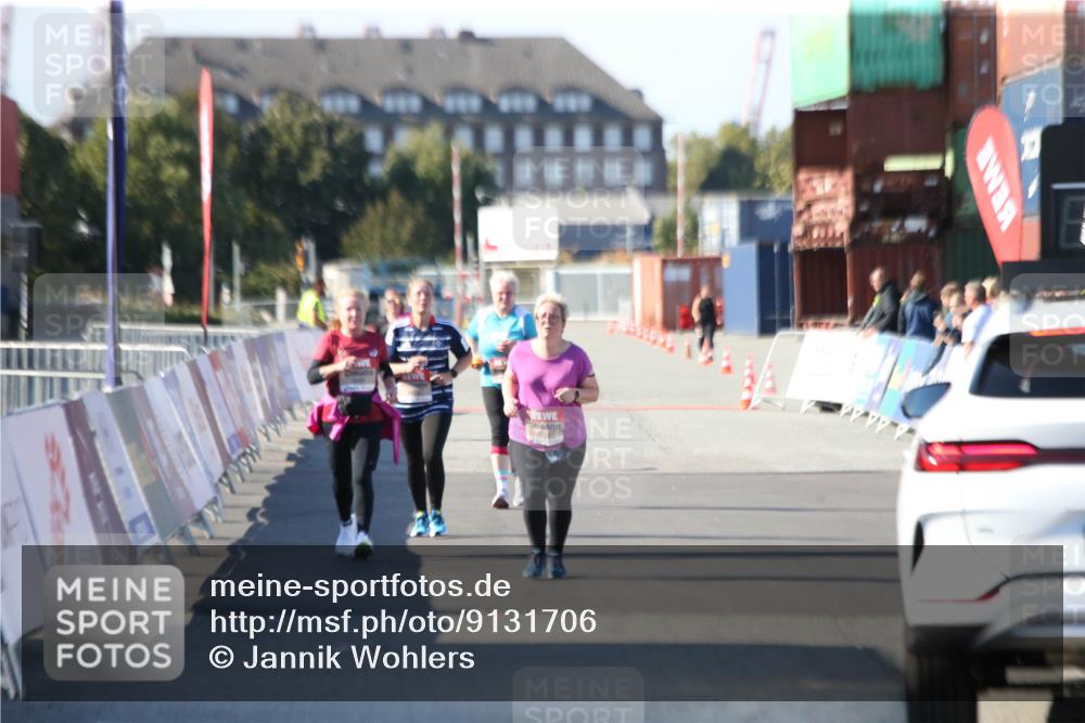 03.10.2025 - Köhlbrandbrückenlauf Jannik Wohlers http://msf.ph/oto/9131706 03.10.2025 13:53:48 Ziel  meine-sportfotos.de