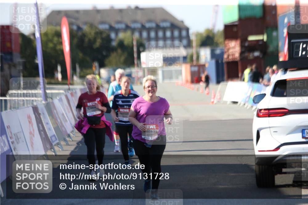 03.10.2025 - Köhlbrandbrückenlauf Jannik Wohlers http://msf.ph/oto/9131728 03.10.2025 13:53:53 Ziel 5819, 6529 meine-sportfotos.de
