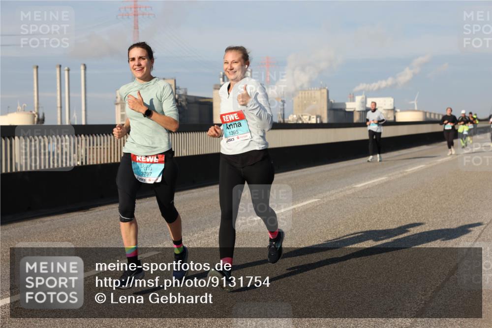 03.10.2025 - Köhlbrandbrückenlauf Lena Gebhardt http://msf.ph/oto/9131754 03.10.2025 09:50:07 Position 2 3797, 1395 meine-sportfotos.de