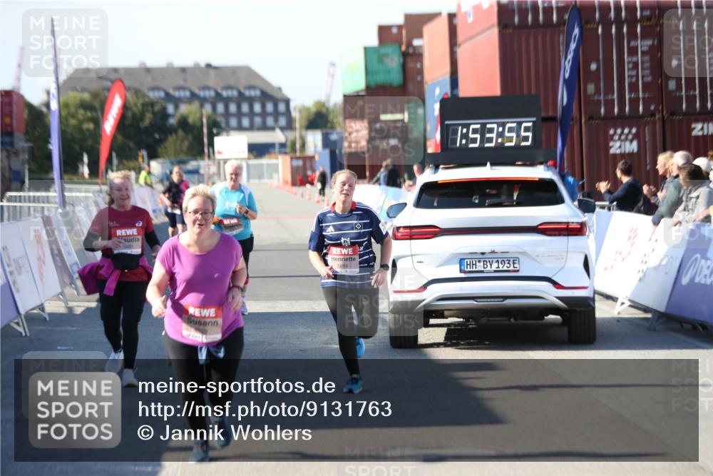 03.10.2025 - Köhlbrandbrückenlauf Jannik Wohlers http://msf.ph/oto/9131763 03.10.2025 13:53:56 Ziel 5603, 5819, 6529 meine-sportfotos.de