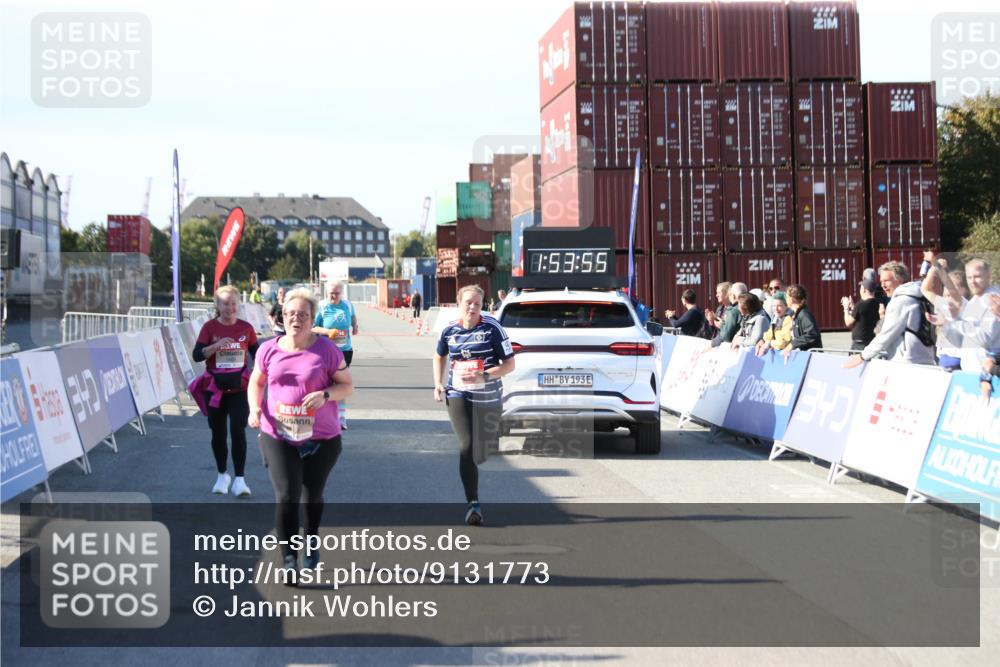 03.10.2025 - Köhlbrandbrückenlauf Jannik Wohlers http://msf.ph/oto/9131773 03.10.2025 13:53:56 Ziel 5603, 5819, 6529 meine-sportfotos.de