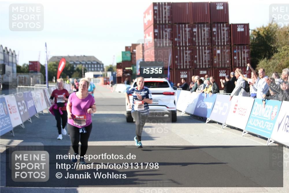 03.10.2025 - Köhlbrandbrückenlauf Jannik Wohlers http://msf.ph/oto/9131798 03.10.2025 13:53:57 Ziel 5603, 5819, 6529 meine-sportfotos.de