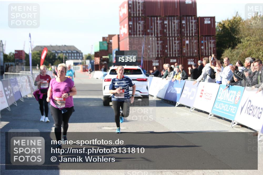 03.10.2025 - Köhlbrandbrückenlauf Jannik Wohlers http://msf.ph/oto/9131810 03.10.2025 13:53:57 Ziel 5603, 5819, 6529 meine-sportfotos.de