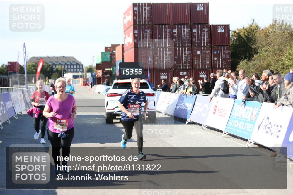 03.10.2025 - Köhlbrandbrückenlauf Jannik Wohlers http://msf.ph/oto/9131822 03.10.2025 13:53:57 Ziel 5603, 5819, 6529 meine-sportfotos.de