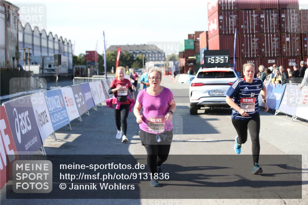 03.10.2025 - Köhlbrandbrückenlauf Jannik Wohlers http://msf.ph/oto/9131836 03.10.2025 13:53:58 Ziel 5603, 5819, 6529, 6549 meine-sportfotos.de