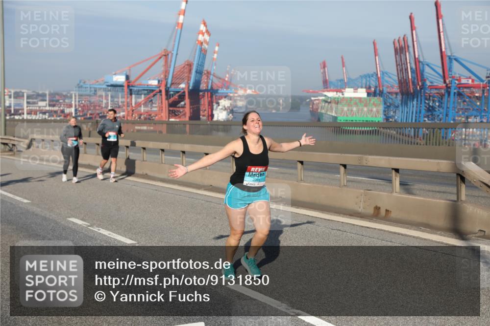 03.10.2025 - Köhlbrandbrückenlauf Yannick Fuchs http://msf.ph/oto/9131850 03.10.2025 09:03:54 Position 2 2261 meine-sportfotos.de