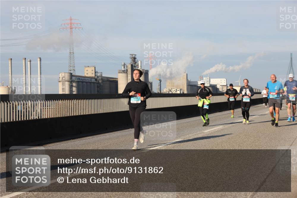 03.10.2025 - Köhlbrandbrückenlauf Lena Gebhardt http://msf.ph/oto/9131862 03.10.2025 09:50:14 Position 2  meine-sportfotos.de