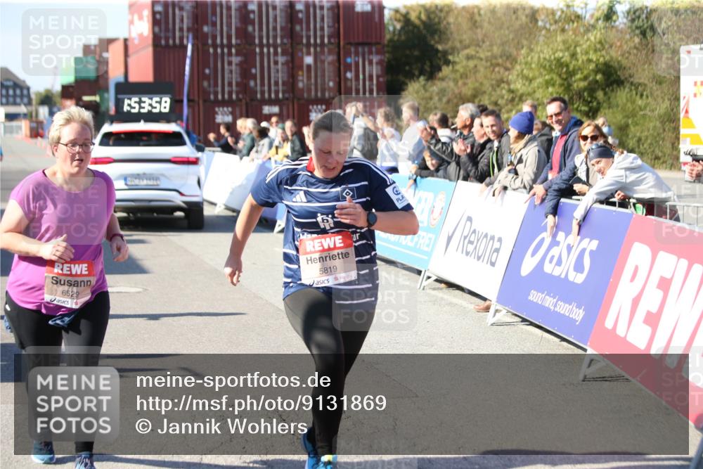 03.10.2025 - Köhlbrandbrückenlauf Jannik Wohlers http://msf.ph/oto/9131869 03.10.2025 13:53:59 Ziel 5603, 5819, 6529, 6549 meine-sportfotos.de