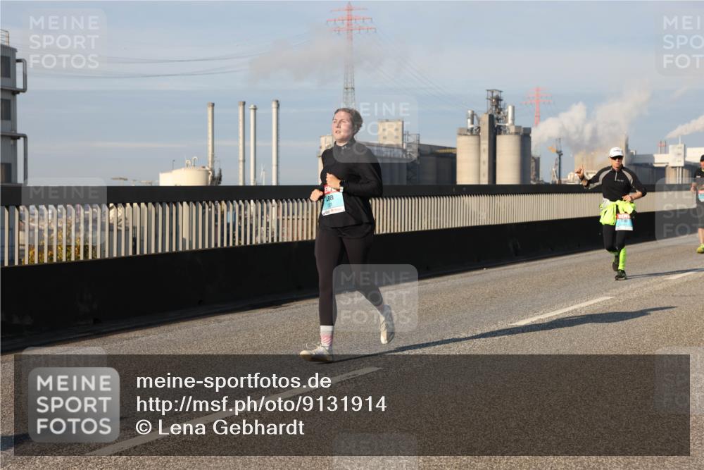 03.10.2025 - Köhlbrandbrückenlauf Lena Gebhardt http://msf.ph/oto/9131914 03.10.2025 09:50:15 Position 2  meine-sportfotos.de
