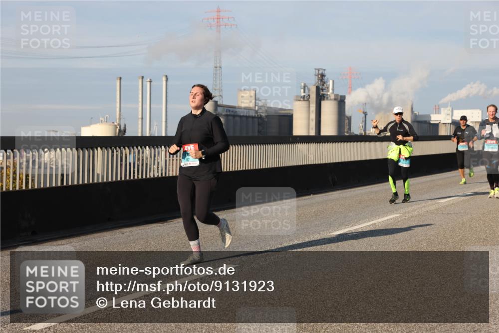 03.10.2025 - Köhlbrandbrückenlauf Lena Gebhardt http://msf.ph/oto/9131923 03.10.2025 09:50:15 Position 2  meine-sportfotos.de