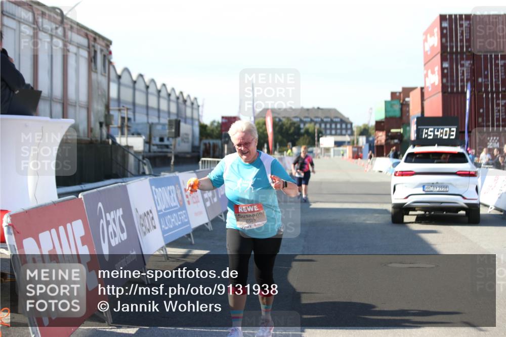03.10.2025 - Köhlbrandbrückenlauf Jannik Wohlers http://msf.ph/oto/9131938 03.10.2025 13:54:04 Ziel 5603, 5819, 6529, 6549 meine-sportfotos.de