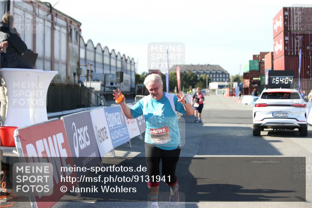 03.10.2025 - Köhlbrandbrückenlauf Jannik Wohlers http://msf.ph/oto/9131941 03.10.2025 13:54:04 Ziel 5603, 5819, 6529, 6549 meine-sportfotos.de