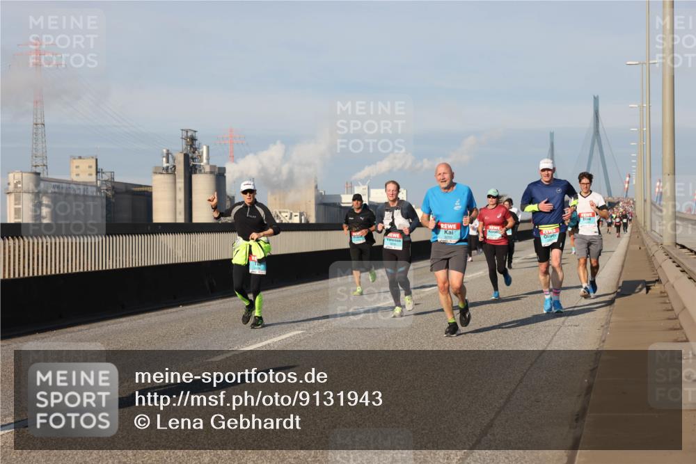 03.10.2025 - Köhlbrandbrückenlauf Lena Gebhardt http://msf.ph/oto/9131943 03.10.2025 09:50:15 Position 2 3250 meine-sportfotos.de