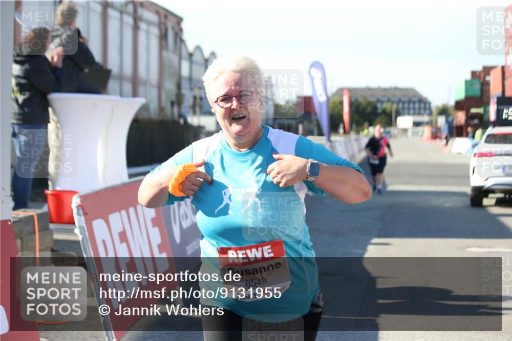 03.10.2025 - Köhlbrandbrückenlauf Jannik Wohlers http://msf.ph/oto/9131955 03.10.2025 13:54:06 Ziel 5603, 5819, 6529, 6549 meine-sportfotos.de