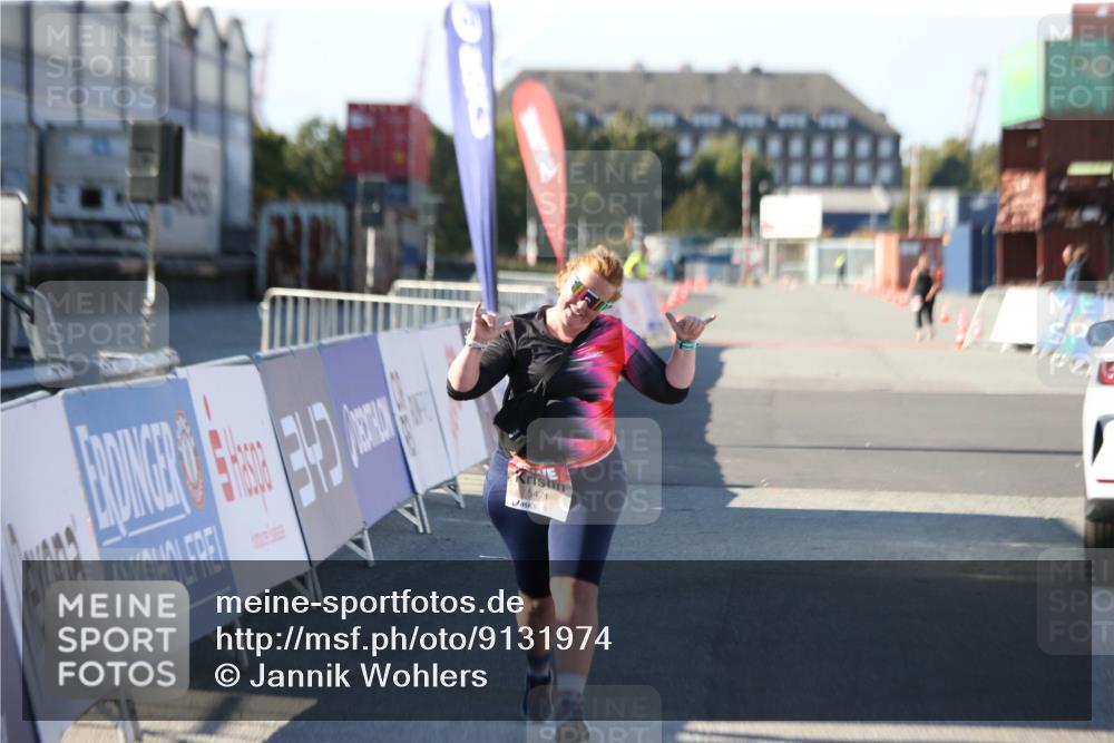 03.10.2025 - Köhlbrandbrückenlauf Jannik Wohlers http://msf.ph/oto/9131974 03.10.2025 13:54:12 Ziel 5471, 6549 meine-sportfotos.de