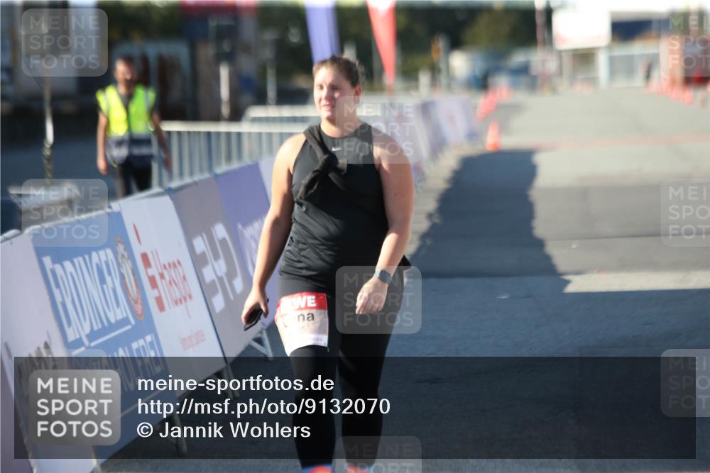 03.10.2025 - Köhlbrandbrückenlauf Jannik Wohlers http://msf.ph/oto/9132070 03.10.2025 13:54:54 Ziel 5545 meine-sportfotos.de