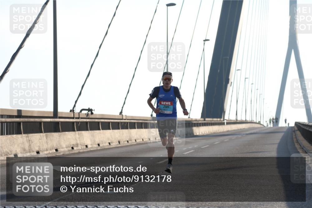 03.10.2025 - Köhlbrandbrückenlauf Yannick Fuchs http://msf.ph/oto/9132178 03.10.2025 08:17:16 Position 1 3247 meine-sportfotos.de