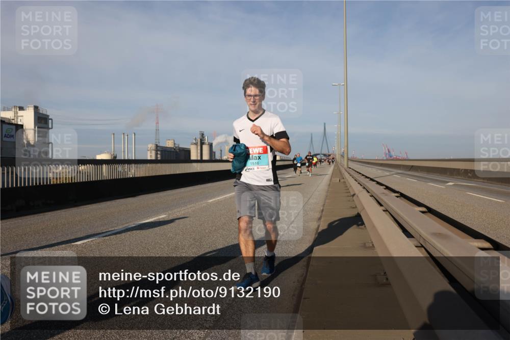 03.10.2025 - Köhlbrandbrückenlauf Lena Gebhardt http://msf.ph/oto/9132190 03.10.2025 09:50:21 Position 2 13, 1516 meine-sportfotos.de