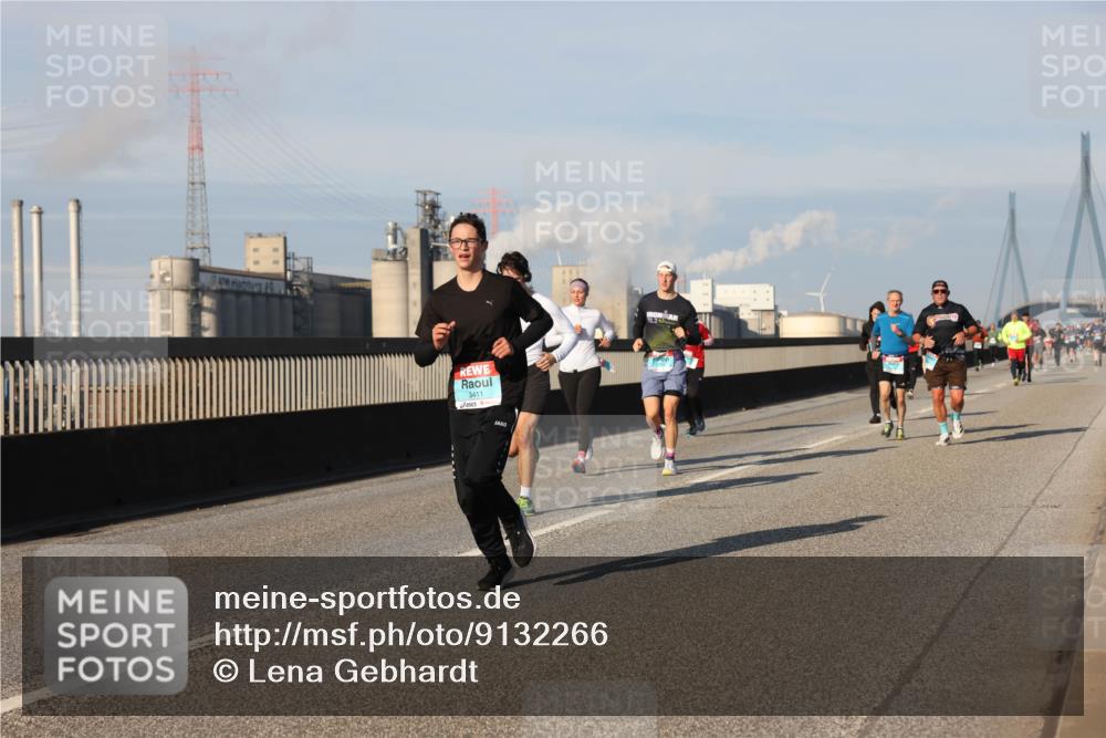 03.10.2025 - Köhlbrandbrückenlauf Lena Gebhardt http://msf.ph/oto/9132266 03.10.2025 09:50:23 Position 2 3411, 10, 3 meine-sportfotos.de