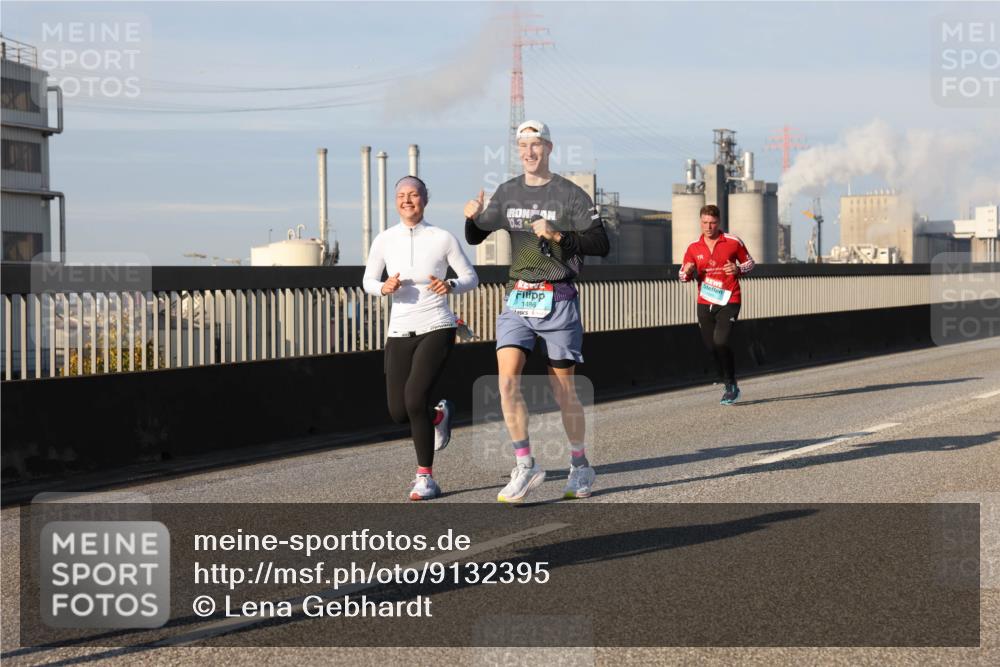 03.10.2025 - Köhlbrandbrückenlauf Lena Gebhardt http://msf.ph/oto/9132395 03.10.2025 09:50:26 Position 2 0, 3, 1486 meine-sportfotos.de