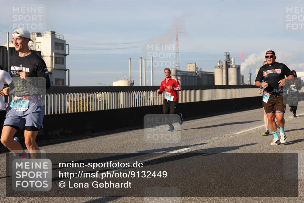 03.10.2025 - Köhlbrandbrückenlauf Lena Gebhardt http://msf.ph/oto/9132449 03.10.2025 09:50:27 Position 2 1, 3, 1486 meine-sportfotos.de