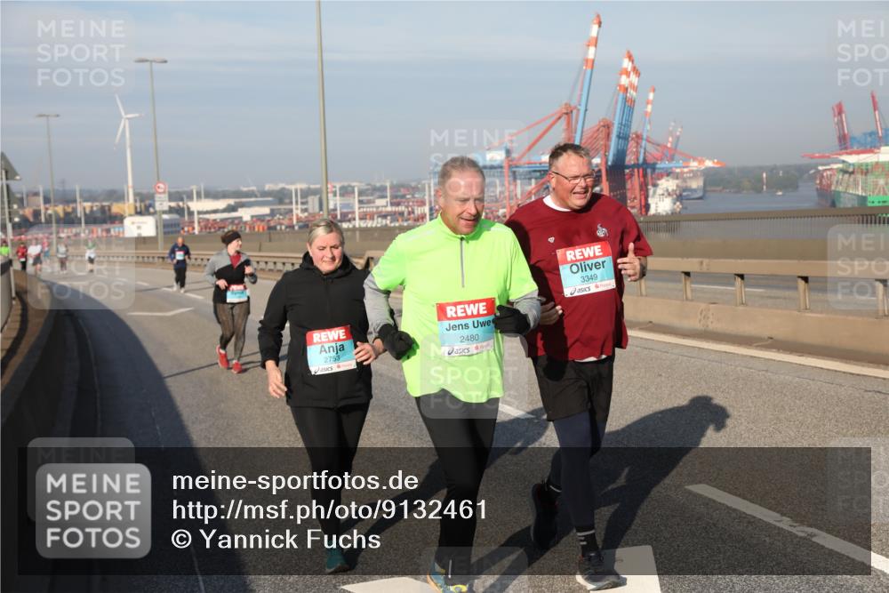 03.10.2025 - Köhlbrandbrückenlauf Yannick Fuchs http://msf.ph/oto/9132461 03.10.2025 09:04:34 Position 2 2753, 2480, 3349 meine-sportfotos.de