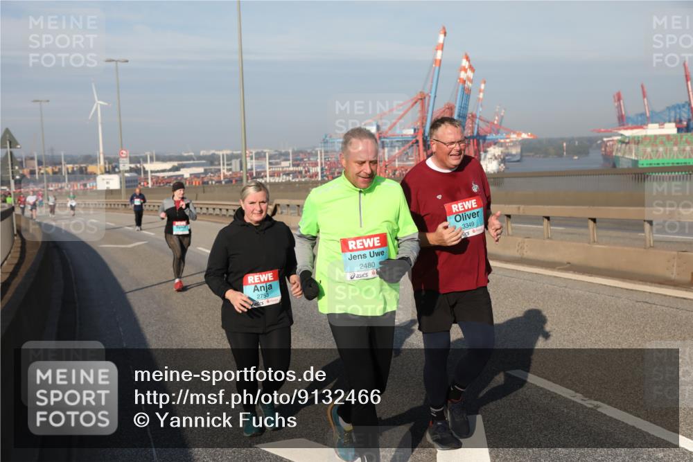 03.10.2025 - Köhlbrandbrückenlauf Yannick Fuchs http://msf.ph/oto/9132466 03.10.2025 09:04:34 Position 2 2753, 2480, 3349 meine-sportfotos.de