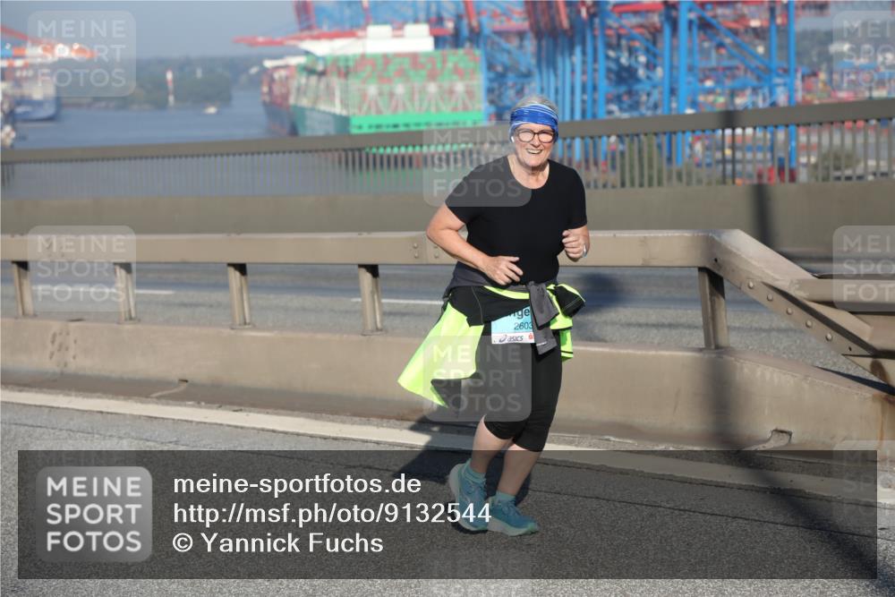 03.10.2025 - Köhlbrandbrückenlauf Yannick Fuchs http://msf.ph/oto/9132544 03.10.2025 09:04:41 Position 2 2603 meine-sportfotos.de