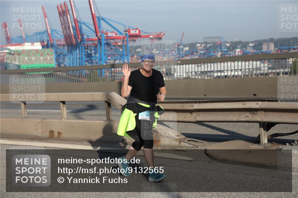03.10.2025 - Köhlbrandbrückenlauf Yannick Fuchs http://msf.ph/oto/9132565 03.10.2025 09:04:42 Position 2 260 meine-sportfotos.de