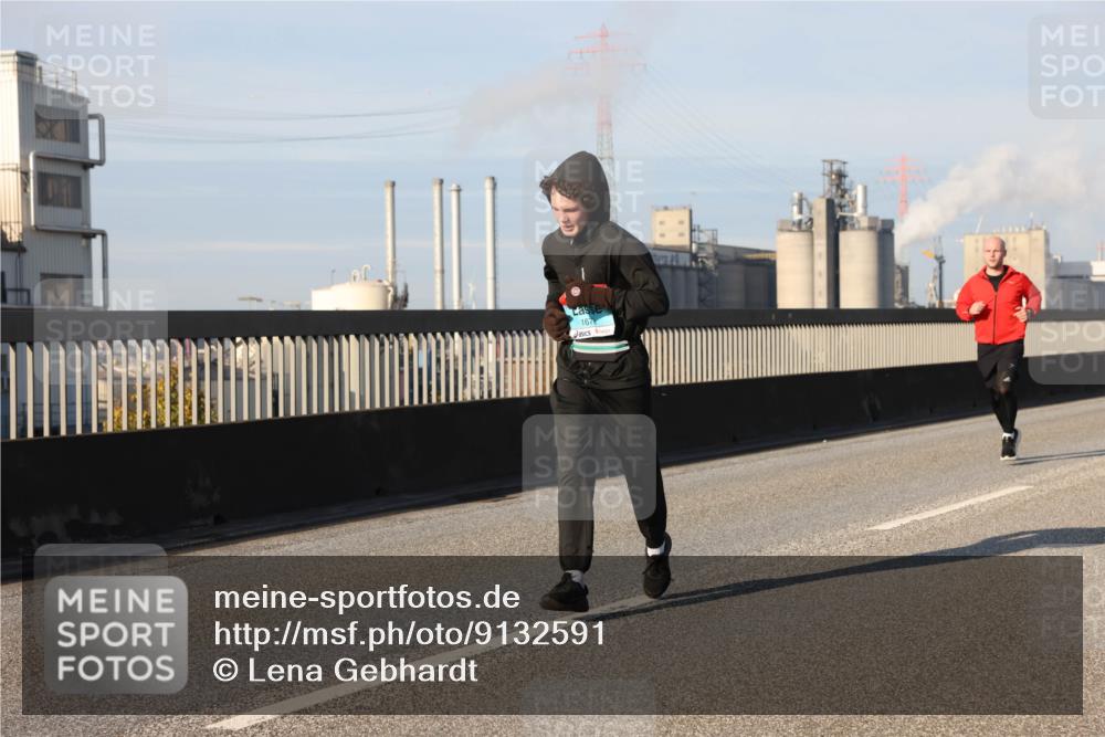 03.10.2025 - Köhlbrandbrückenlauf Lena Gebhardt http://msf.ph/oto/9132591 03.10.2025 09:50:30 Position 2 167 meine-sportfotos.de