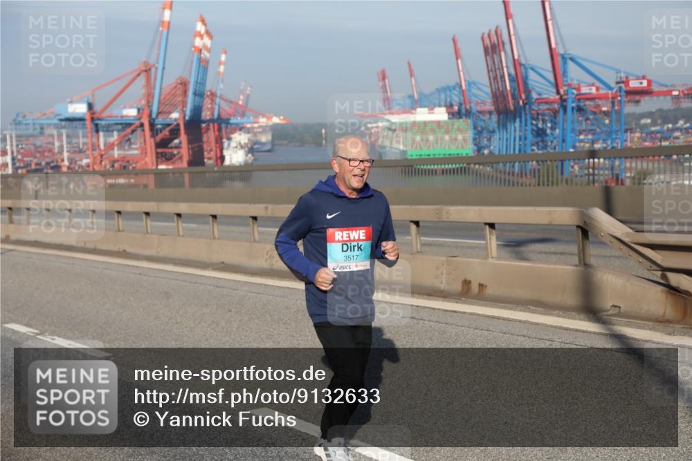 03.10.2025 - Köhlbrandbrückenlauf Yannick Fuchs http://msf.ph/oto/9132633 03.10.2025 09:04:51 Position 2 3517 meine-sportfotos.de