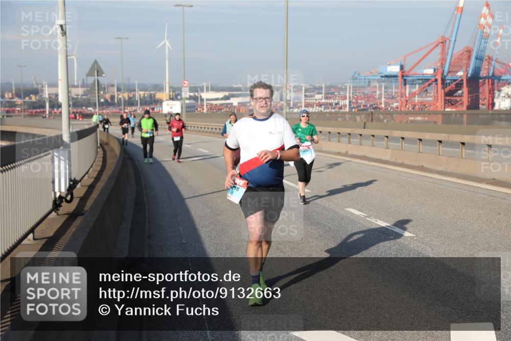 03.10.2025 - Köhlbrandbrückenlauf Yannick Fuchs http://msf.ph/oto/9132663 03.10.2025 09:04:57 Position 2  meine-sportfotos.de