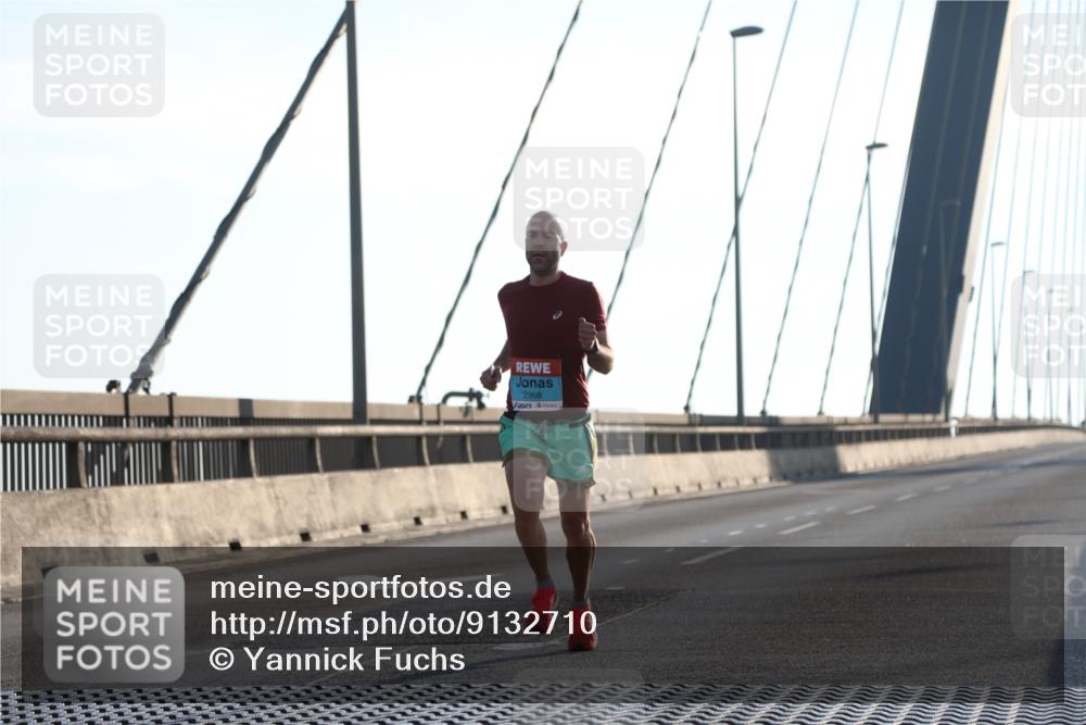 03.10.2025 - Köhlbrandbrückenlauf Yannick Fuchs http://msf.ph/oto/9132710 03.10.2025 08:18:37 Position 1 2968 meine-sportfotos.de