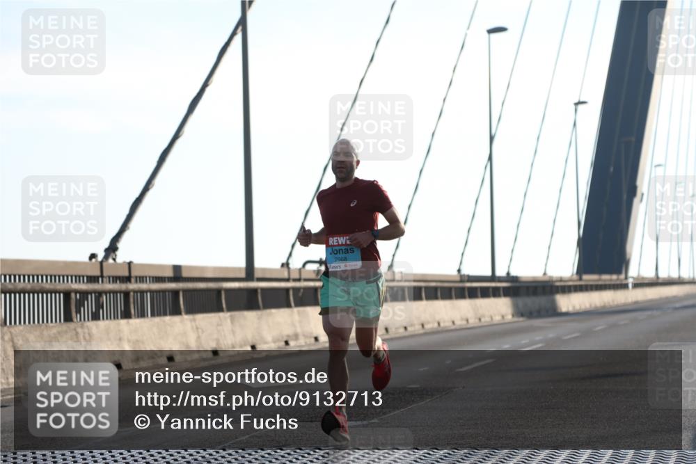 03.10.2025 - Köhlbrandbrückenlauf Yannick Fuchs http://msf.ph/oto/9132713 03.10.2025 08:18:37 Position 1  meine-sportfotos.de
