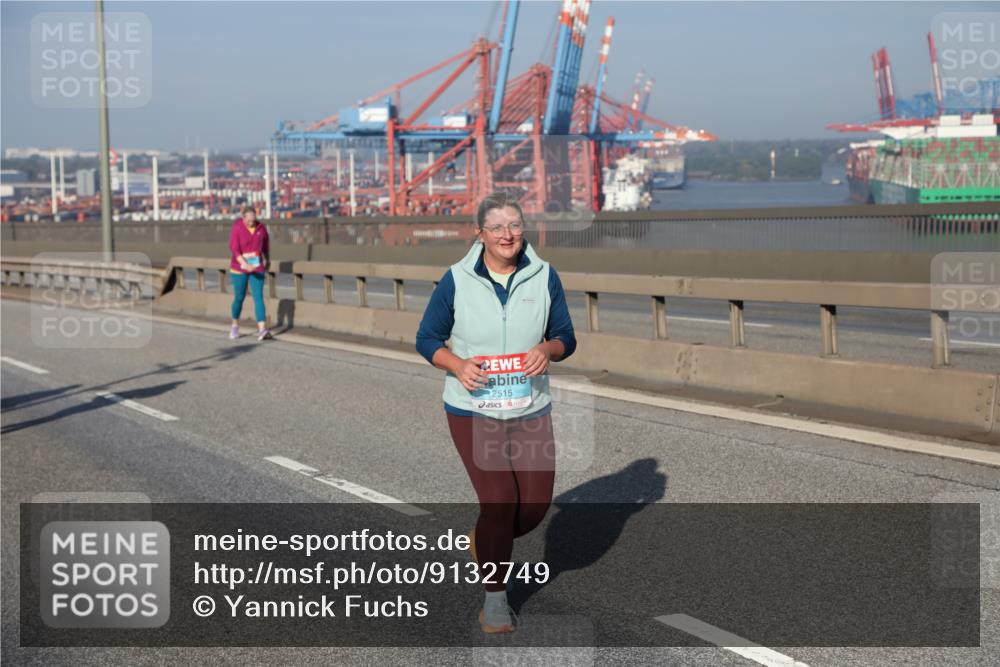 03.10.2025 - Köhlbrandbrückenlauf Yannick Fuchs http://msf.ph/oto/9132749 03.10.2025 09:05:04 Position 2 2515 meine-sportfotos.de