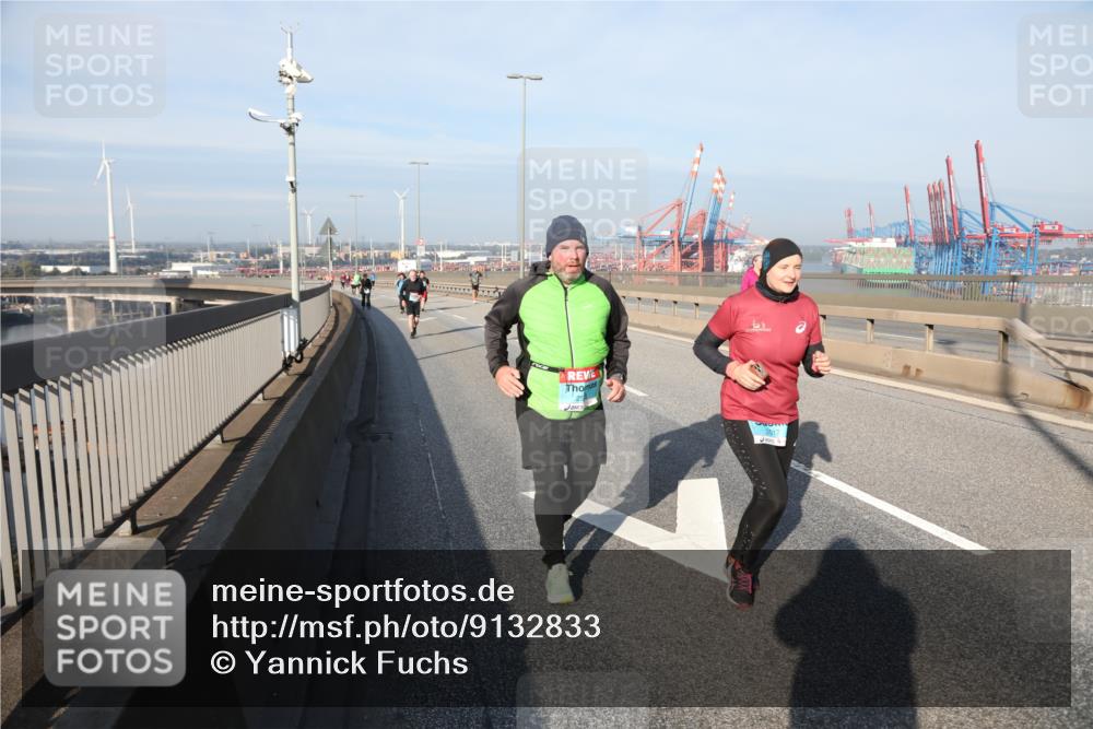 03.10.2025 - Köhlbrandbrückenlauf Yannick Fuchs http://msf.ph/oto/9132833 03.10.2025 09:05:11 Position 2 2517 meine-sportfotos.de